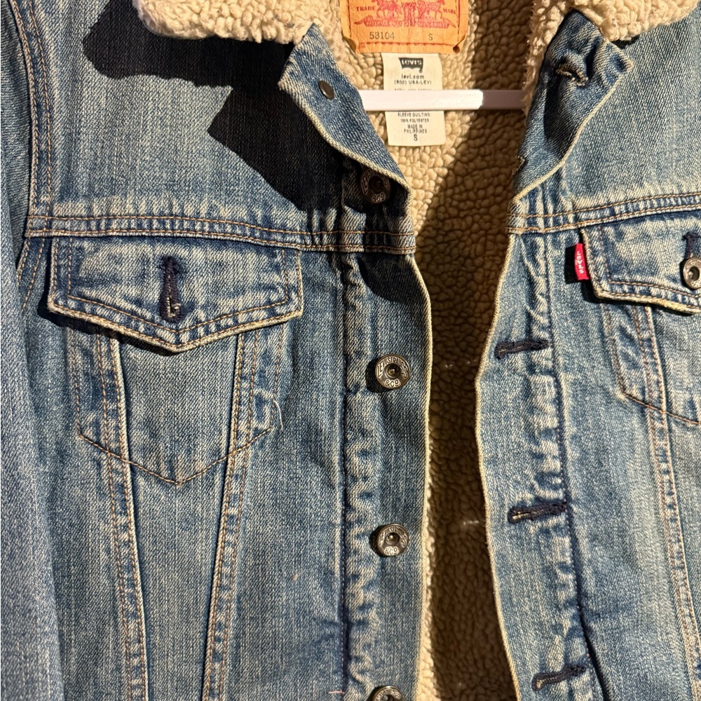Levi's Blue Jean Jacket with Cream Lining